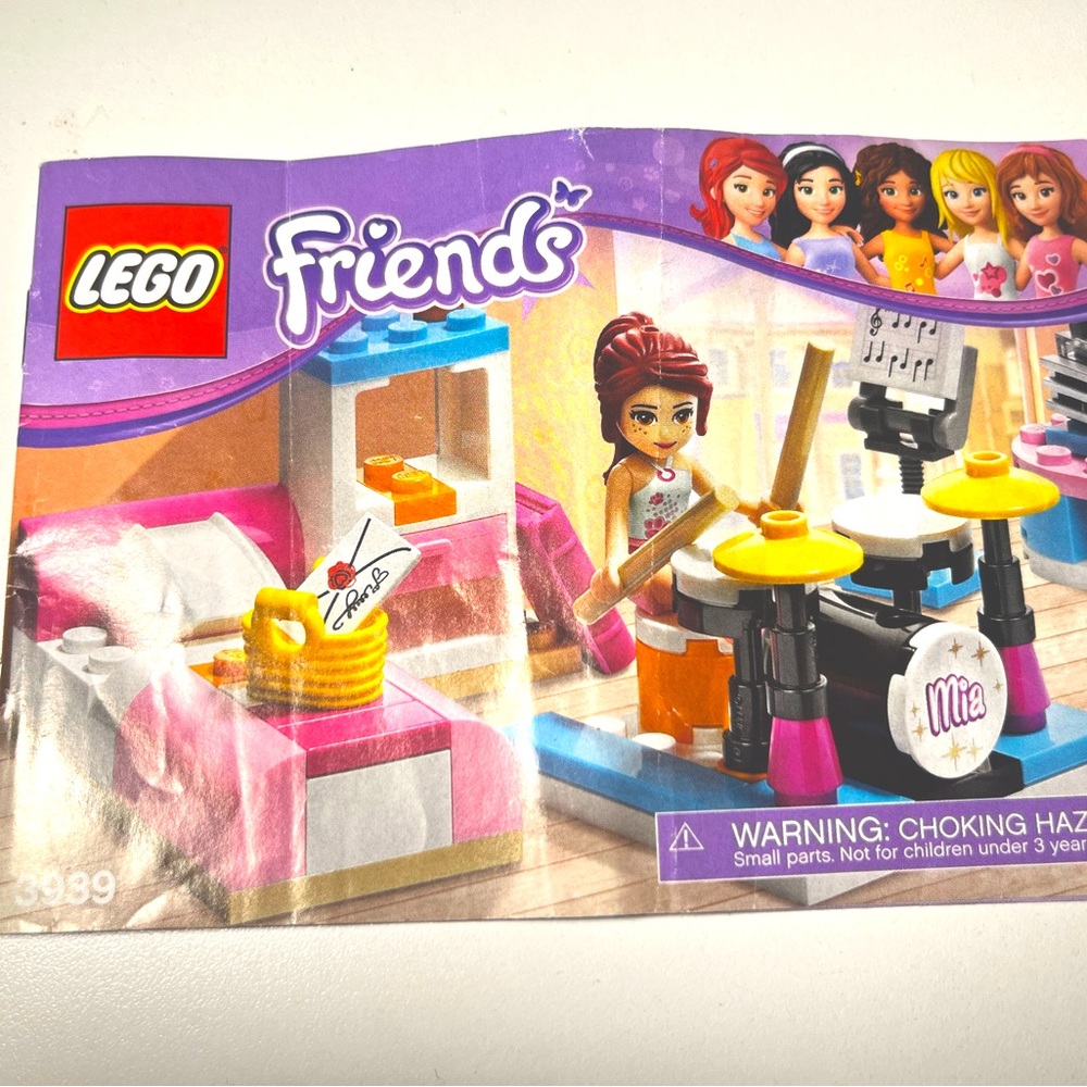 Lego Friends: Mia’s Bedroom